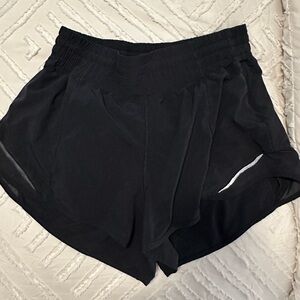 lululemon athletica Black Hottie Hot High Rise 2.5"